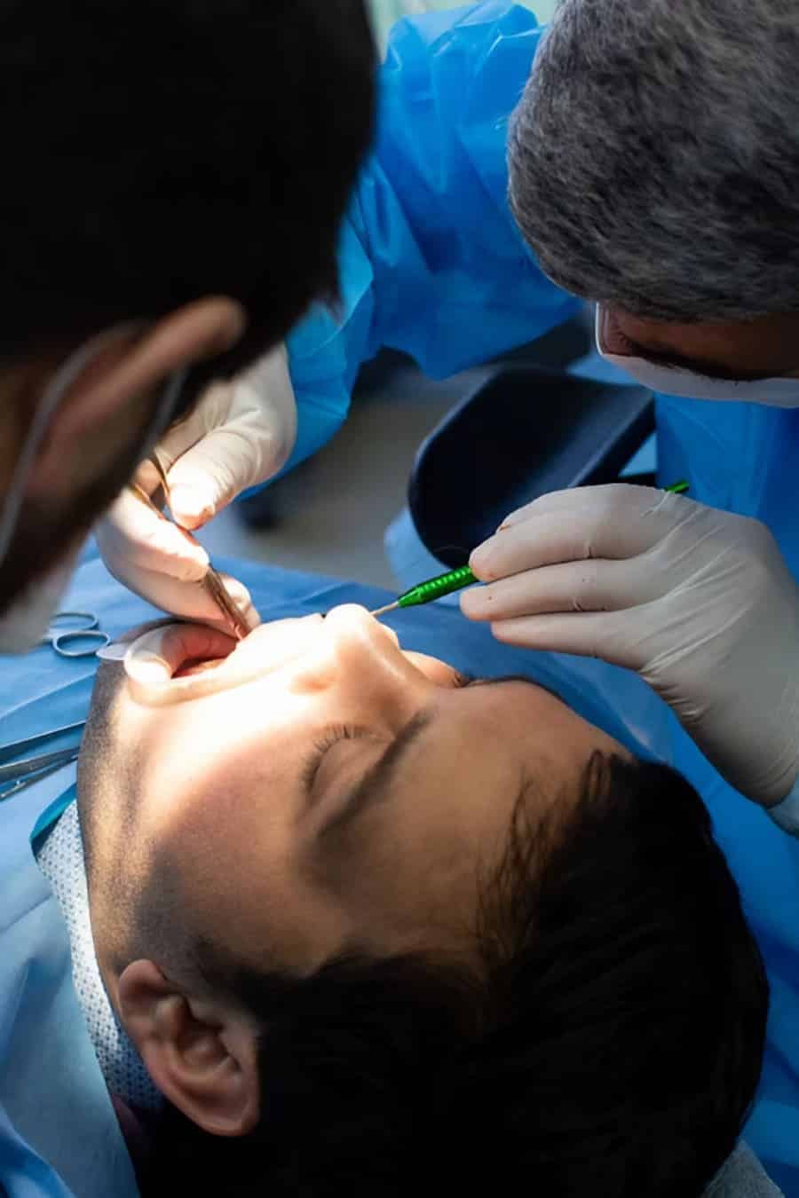 intervencion cirugia oral zaragoza
